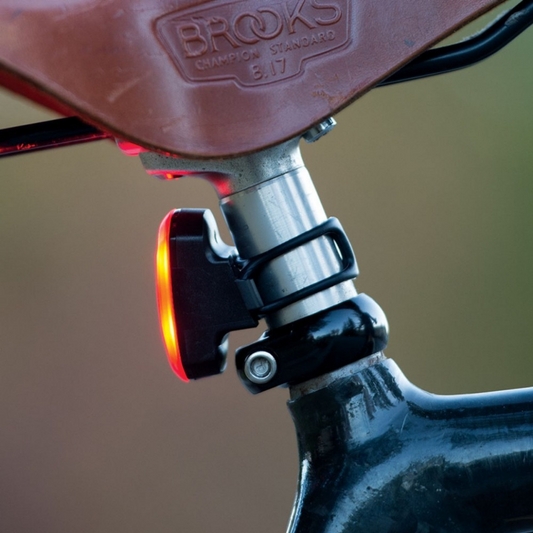 Blackburn Dayblazer 400 Front and Click USB Rear Bike Light Set